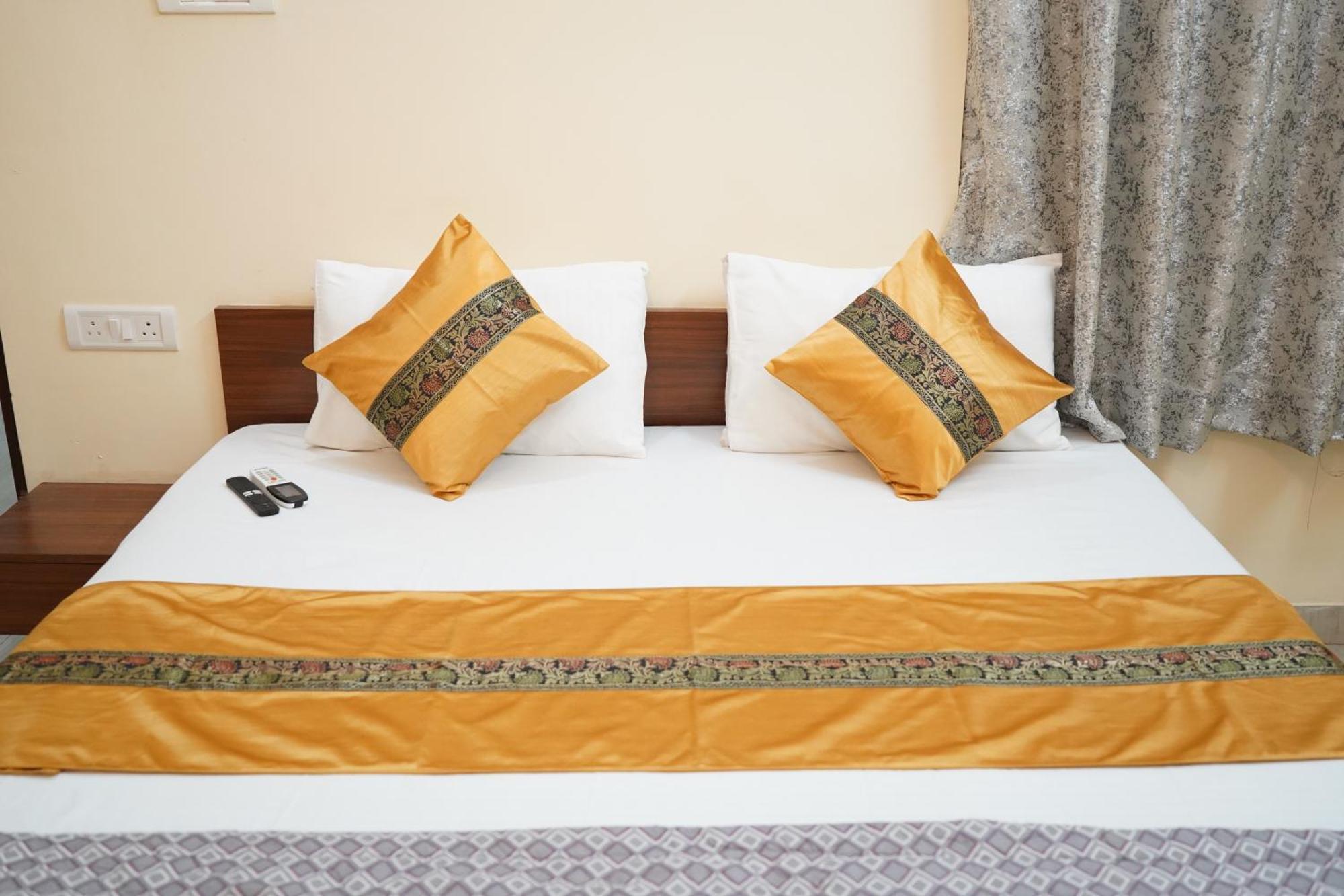 Kashi Paradise Stay Varanasi Exterior photo